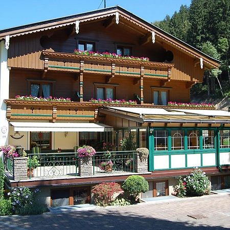 Gaestehaus Waldruh Майерхофен Екстериор снимка