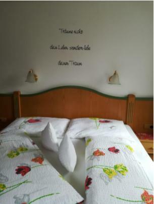 Gaestehaus Waldruh Майерхофен Екстериор снимка